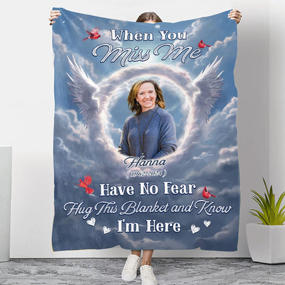 Hug This Blanket I am Here - Memorial Personalized Custom Blanket - Christmas Gift, Sympathy Gift