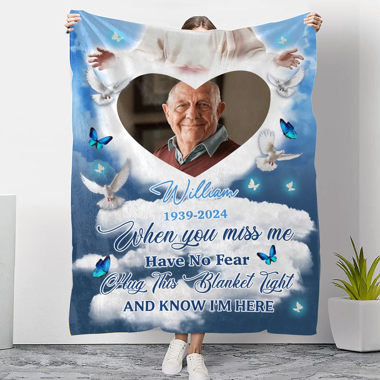 God Hand When You Really Miss Me Hug This Blanket Love From Heaven Memorial Blanket - Remembrance Gift - Memorial Personalized Custom Blanket - Christmas Gift, Sympathy Gift