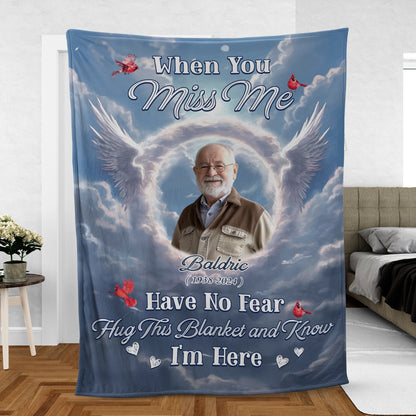 Hug This Blanket I am Here - Memorial Personalized Custom Blanket - Christmas Gift, Sympathy Gift