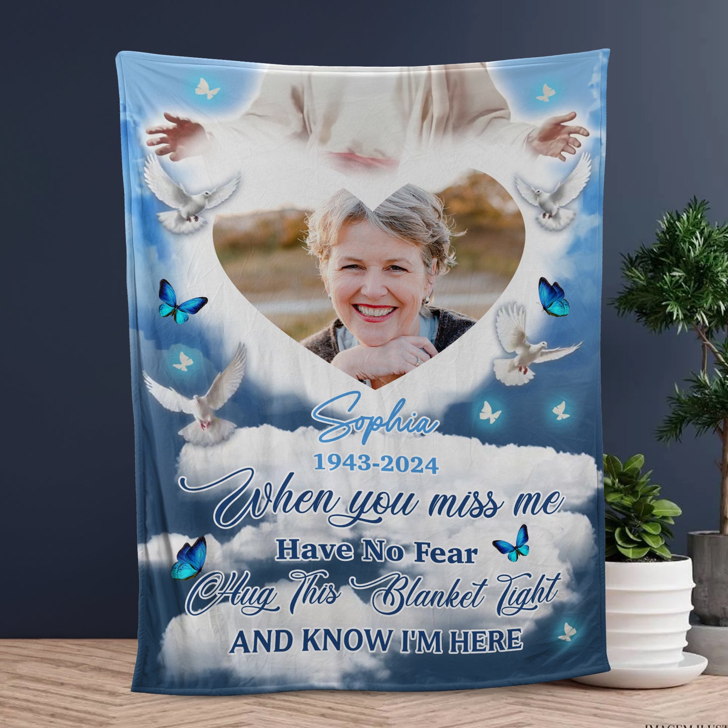 God Hand When You Really Miss Me Hug This Blanket Love From Heaven Memorial Blanket - Remembrance Gift - Memorial Personalized Custom Blanket - Christmas Gift, Sympathy Gift