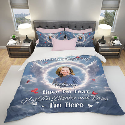 Hug This Blanket and Know I'm Here  - Memorial Personalized Custom Bedding Set - Christmas Gift, Sympathy Gift